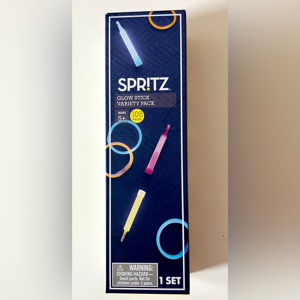 Spritz Glow sticks-box of 105 assorted glow sticks New